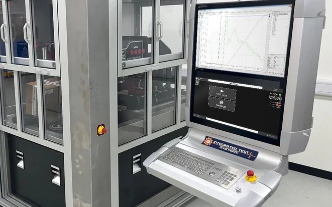 RTC data acquisition — DIAdem traces and operator interface on the test rig console